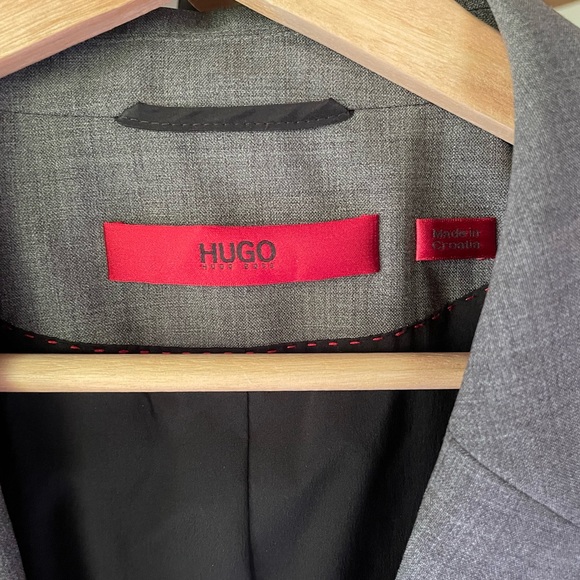 Grey with black detail Hugo Boss Blazer size 8 - Picture 2 of 3